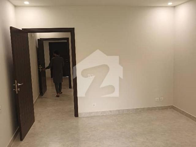 1 Bed Flat Available For Rent In Zarkon Heights
