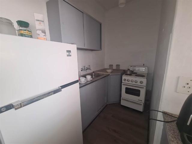 1 Bed Flat in Kroonstad
