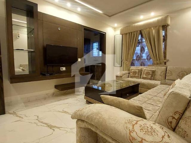 1 Bed Fully Furnished Flat Available For Rent In The Heart Of Bahria Town Lahore