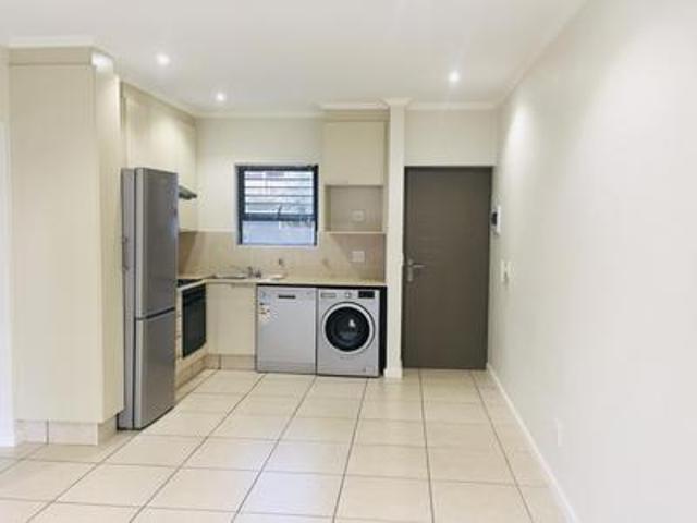 1 bed ground floor apartment r 8500.