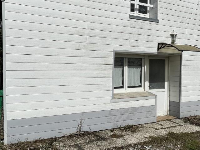 1 bed house to let in 62990