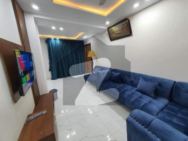 1 bed Luxury Family Furnished Apartment hot location bahria Town Nishtar Block