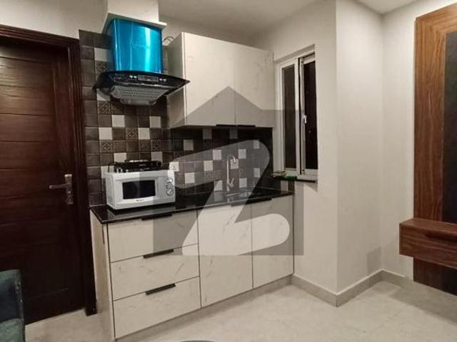 1 Bed Luxury Furnished Flat Ready to Move Prime Location Bahria Town Sector E