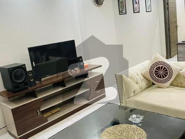 1 bed luxury furnished for rent in gulberg green gulberg greens