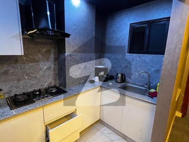 1 bed spacious and luxury starlight non furnished apartment available for rent bahria town lhr near imtiaz mall and eiffel tower bahria town sector e