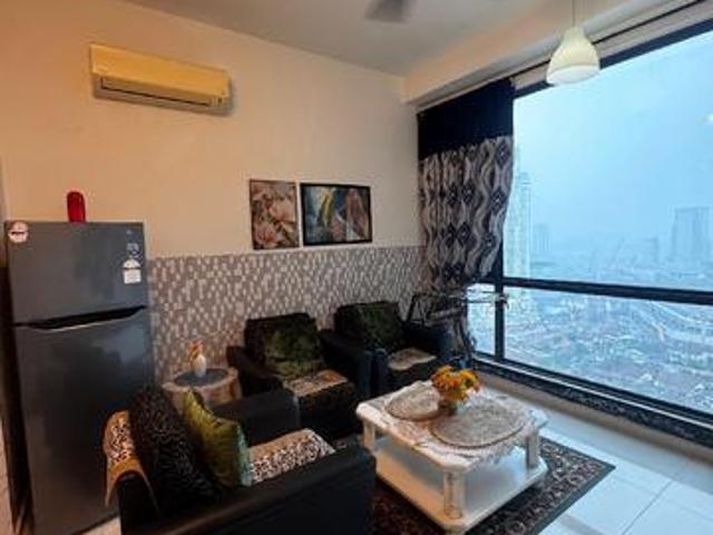 1 bedded u it near CiQ next to Sheraton
