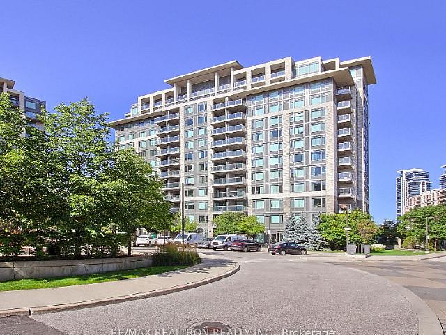 1 Bed+den Edenpark Roof Garden Condo