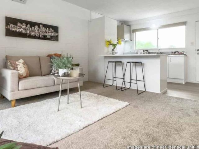 1 bedroom 1 bathroom 1 Off Street Parking