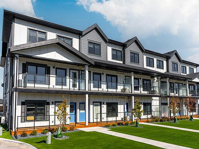 1 Bedroom, 1 Bathroom Apartment For Rent 400 Grey Heron Drive