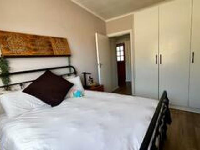1 Bedroom 1 bathroom Apartment to rent in Gardens