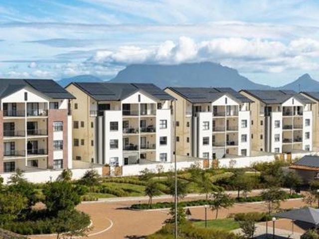 1 bedroom, 1 bathroom, second floor.