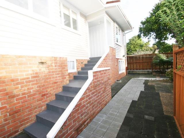 1 Bedroom, 1 office, Milford