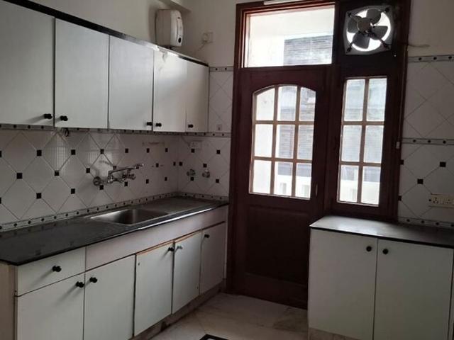 1 Bedroom 200 Sq.Yd. Builder Floor in Kalkaji Delhi Listing ID: #10020