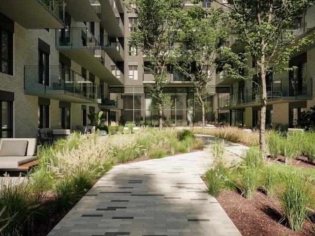 1 Bedroom 240 Chemin De La Rive Boisée, Montréal