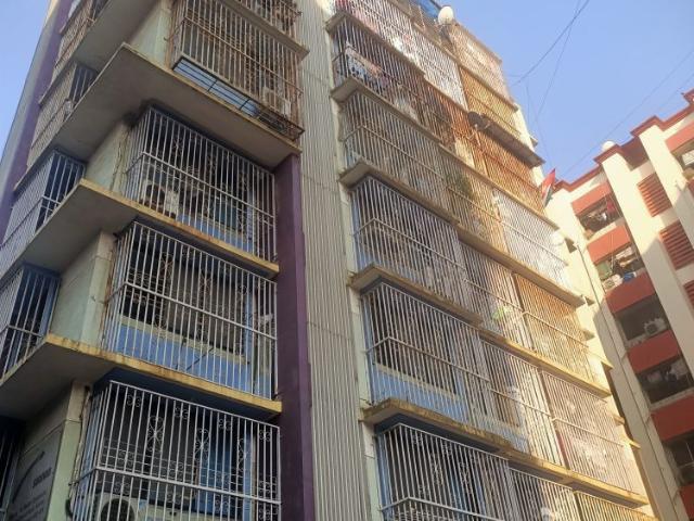 1 Bedroom 450 Sq.Ft. Apartment in Vakola Mumbai Listing ID: #10402