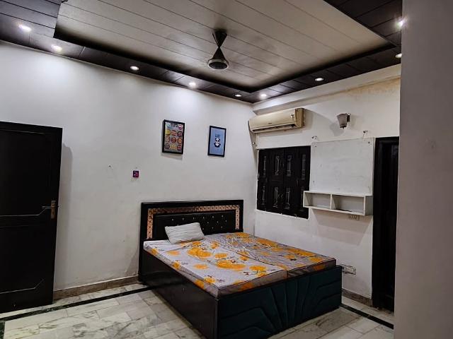 1 Bedroom 450 Sq.Ft. Builder Floor in Saket Delhi Listing ID: #9628