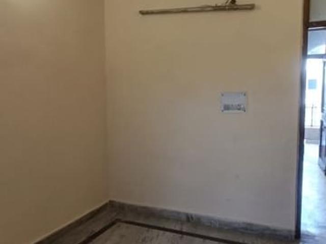 1 Bedroom 450 Sq.Ft. Builder Floor in Rohini Sector 7 Delhi Listing ID: #9970