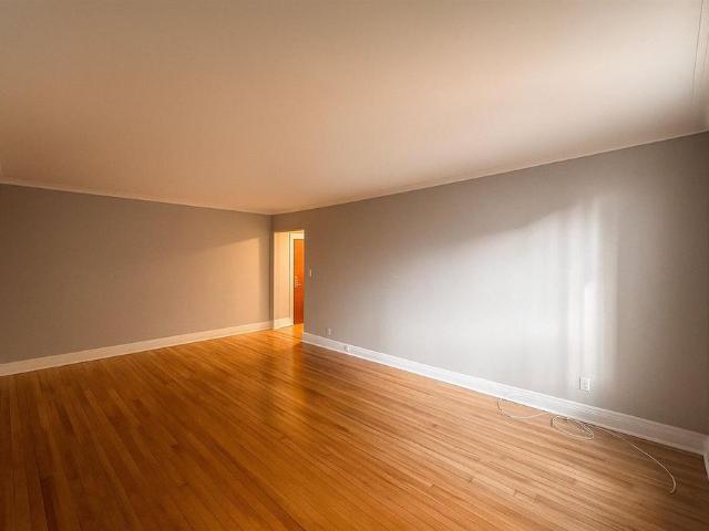 1 Bedroom 5005 Avenue Macdonald, Montréal
