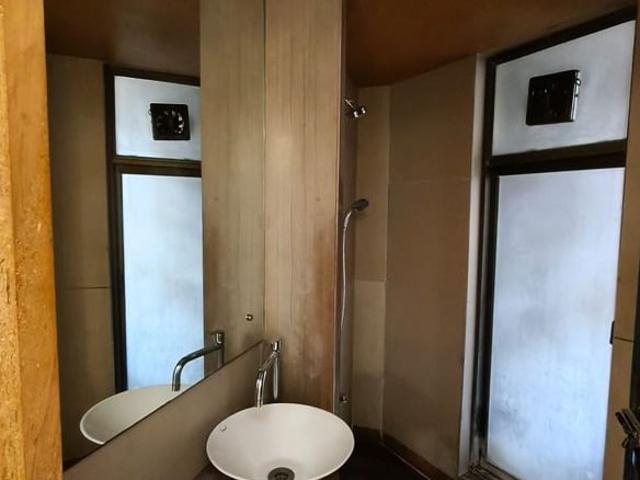 1 Bedroom 500 Sq.Ft. Apartment in Khar West Mumbai Listing ID: #10399