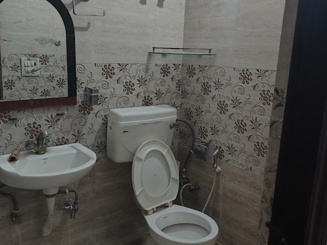 1 Bedroom 500 Sq.Ft. Builder Floor in Vaishali Sector 6 Ghaziabad Listing ID: #9595
