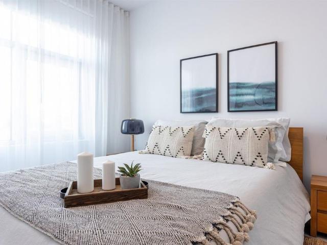 1 Bedroom 900 Cure Labelle Boulevard, Laval