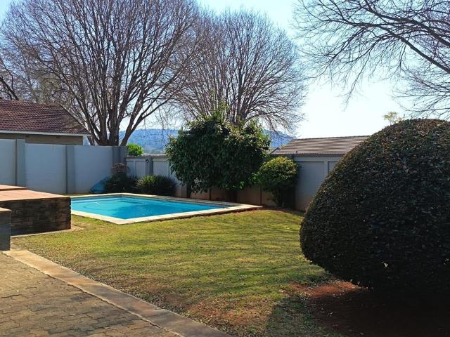 1 Bedroom cottage to rent in Montgomery Park, Johannesburg