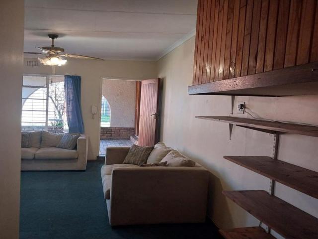 1 Bedroom cottage to rent in Chartwell, Randburg