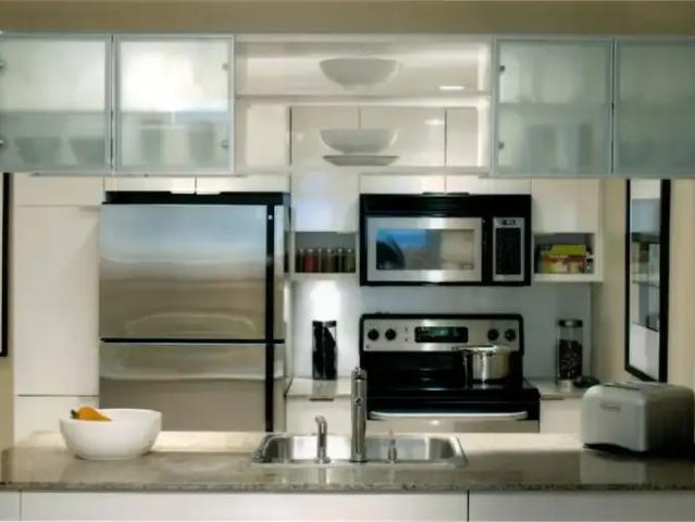 1 Bedroom Condo Calgary AB 102434056