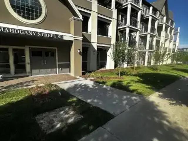 1 Bedroom Condo Calgary AB 102847076