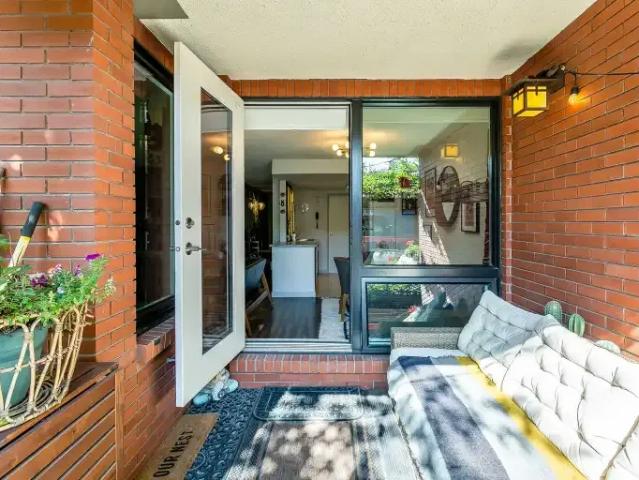 1 Bedroom Condo Calgary AB 102883464