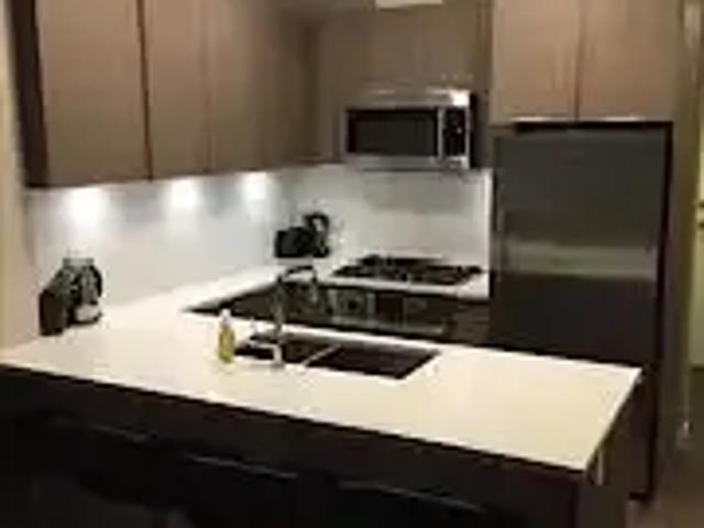 1 Bedroom Condo Calgary AB 102306588