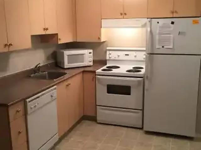 1 Bedroom Condo Calgary AB 102339005