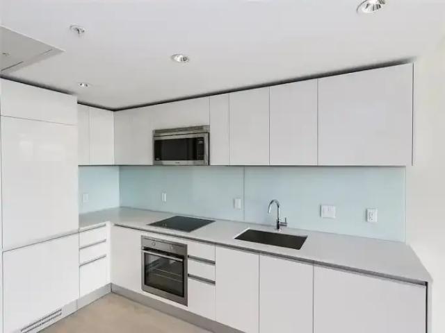 1 Bedroom Condo Calgary AB 103411259
