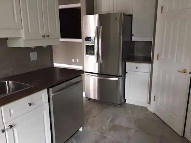 1 Bedroom Condo Calgary AB 103920477