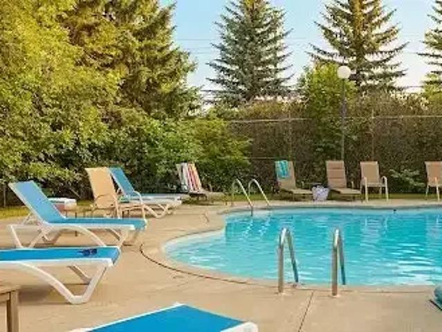 1 Bedroom Condo Calgary AB 103151637