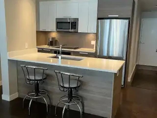 1 Bedroom Condo Calgary AB 103215828