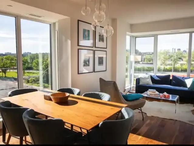 1 Bedroom Condo Calgary AB 104434191