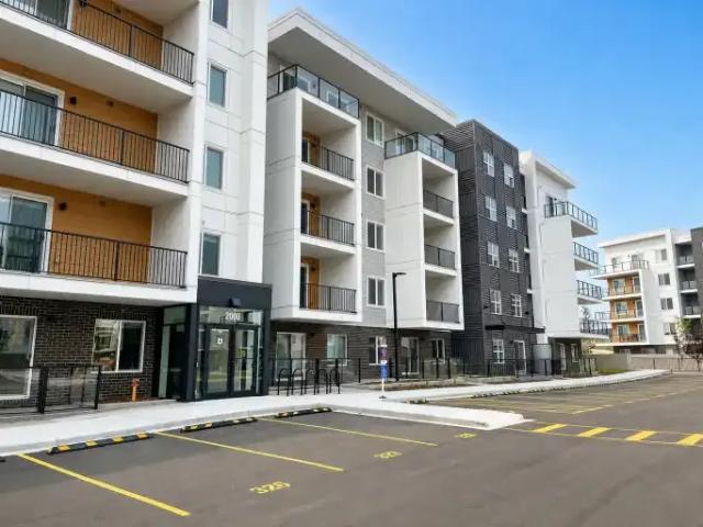 1 Bedroom Condo Calgary AB 104506849