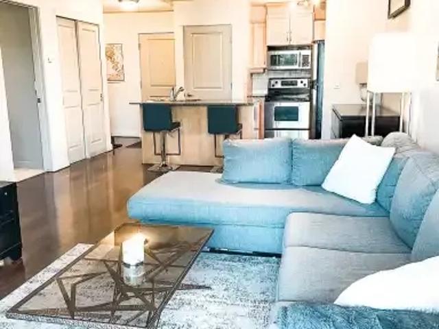 1 Bedroom Condo Calgary AB 104681846