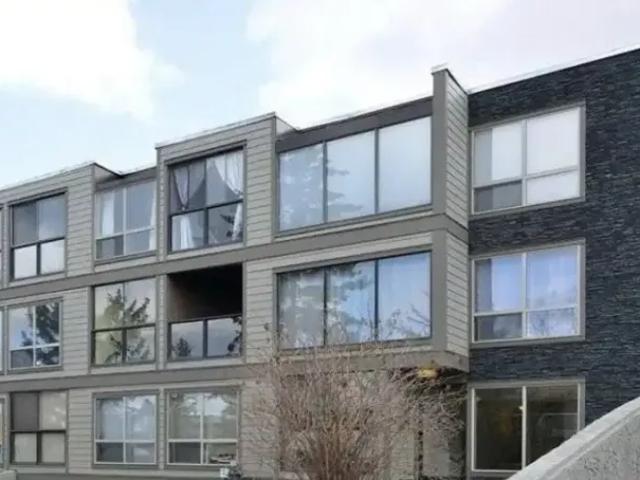 1 Bedroom Condo Calgary AB 104753921