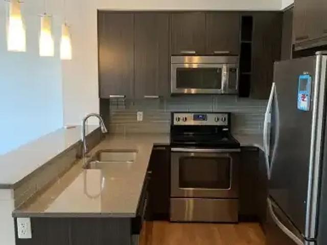 1 Bedroom Condo Calgary AB 104794726