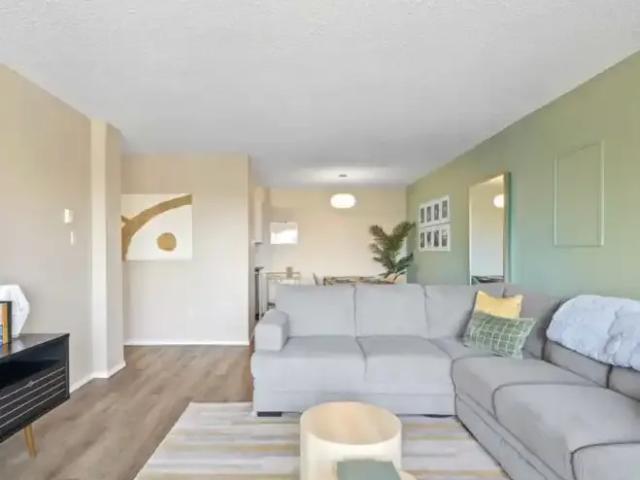 1 Bedroom Condo Calgary AB 104957417