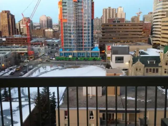 1 Bedroom Condo Calgary AB 104179626