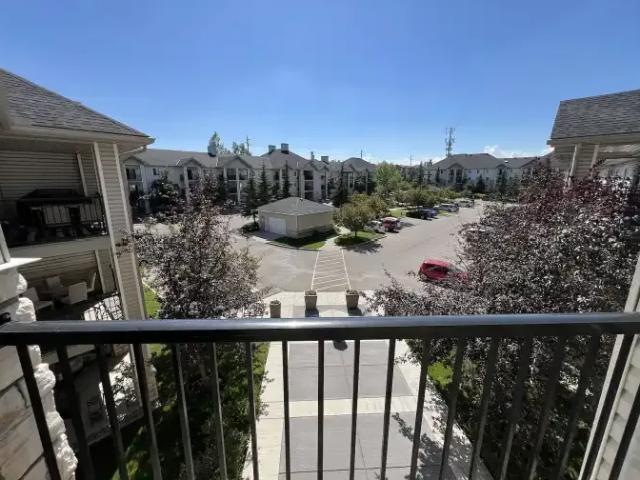 1 Bedroom Condo Calgary AB 104179282