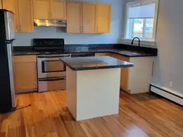 1 Bedroom Condo Calgary AB 104179307