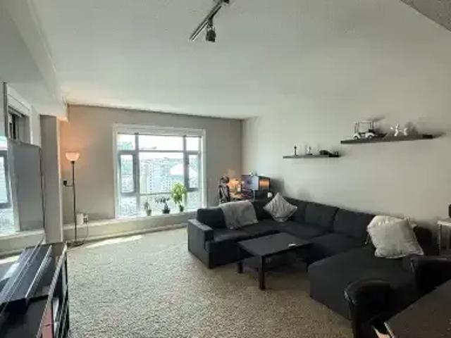 1 Bedroom Condo Calgary AB 104181309