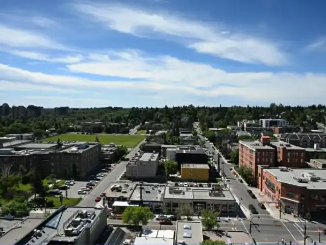1 Bedroom Condo Calgary AB 104182666