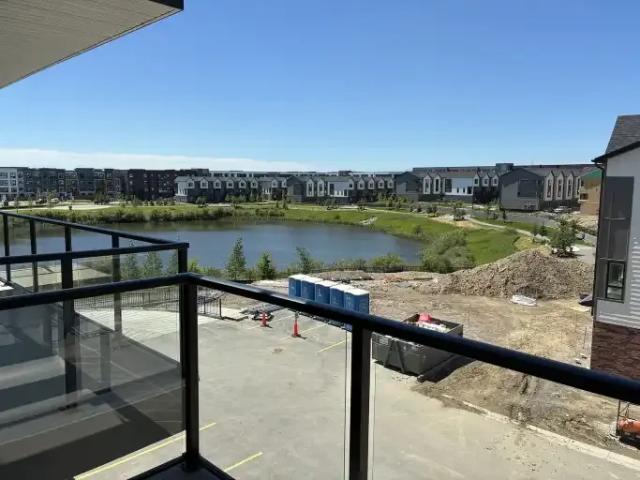 1 Bedroom Condo Calgary AB 104182286
