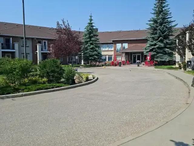 1 Bedroom Condo Calgary AB 104362565