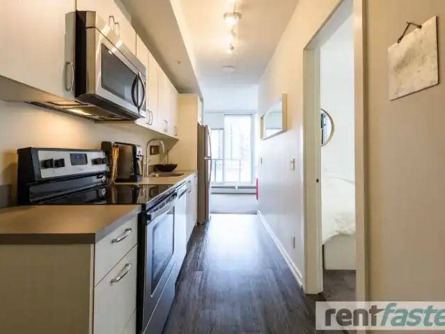 1 Bedroom Condo Calgary AB 104362209